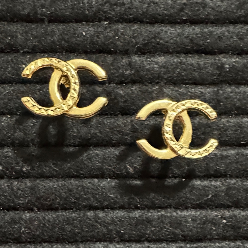 18k Saudi Gold Earrings